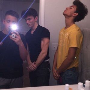 Meet your Posher, Leo